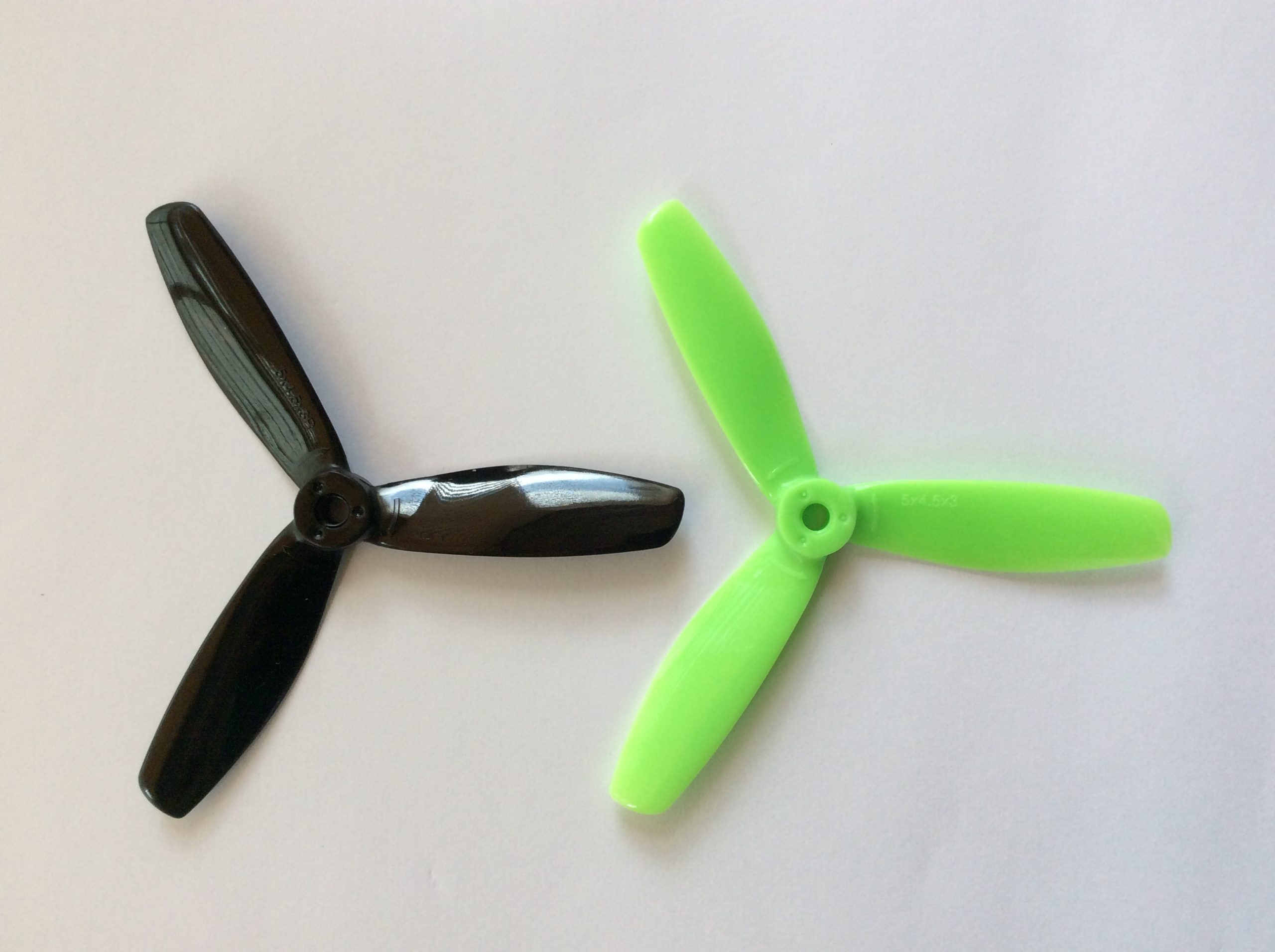 Helice 5045 Tripala 6 Helice 5045 Tripala - Imagen 6