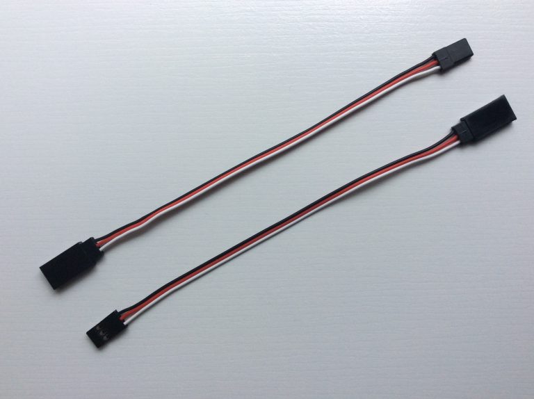 Drones en Colombia 26 Extensión Cable Servo Lineal 20 cm