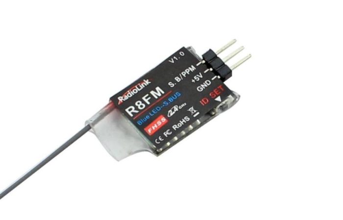 Receptor-Radiolink-R8FM