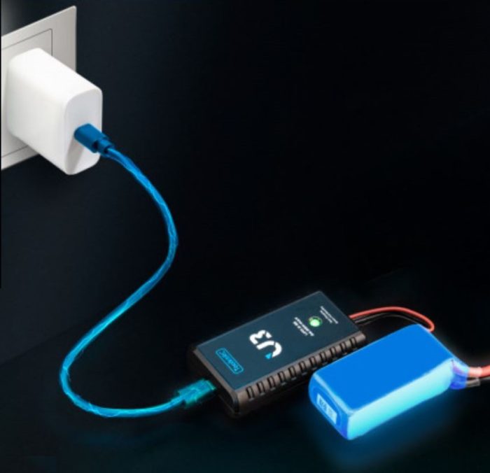 Cargador-ToolkitRC-U3-Compact-23S